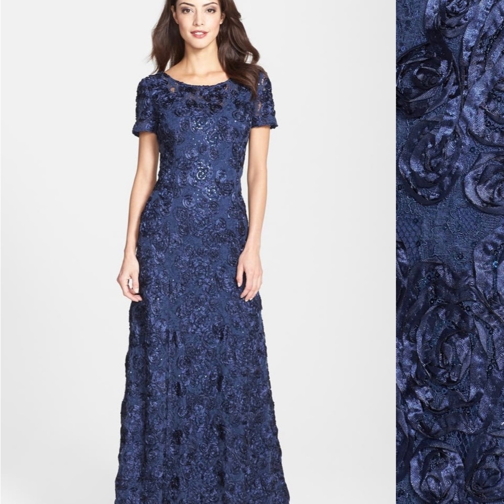 Alex
Evenings
Embellished
Gown Dress size 12 14 Navy Blue or 14P petite - Picture 3 of 16